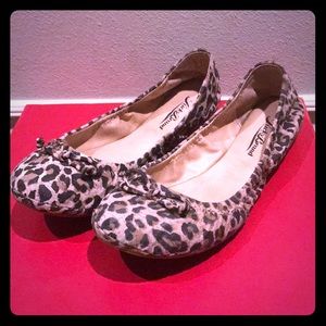 Leopard flats